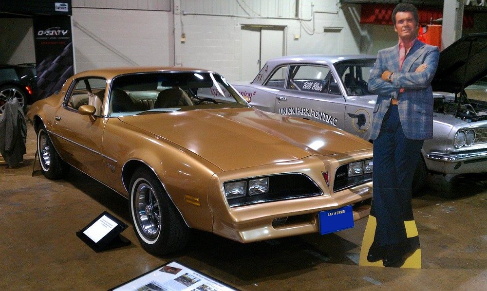 Fan Car Friday: 1977 Pontiac Firebird Esprit | FantomWorks