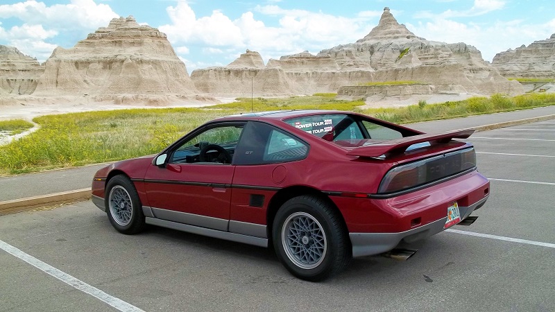 Building excitement: Fans celebrate the Pontiac Fiero's 40th anniversary,  fiero 